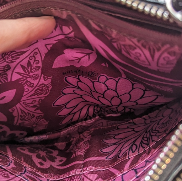 Brighton Diva Daisy Utility Pouch Crossbody Purse - Picture 6 of 8